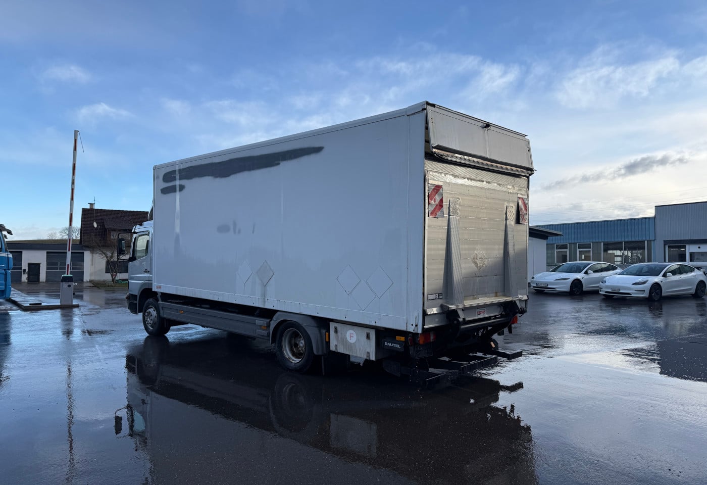 MOTO6625_2801243 vehicle image