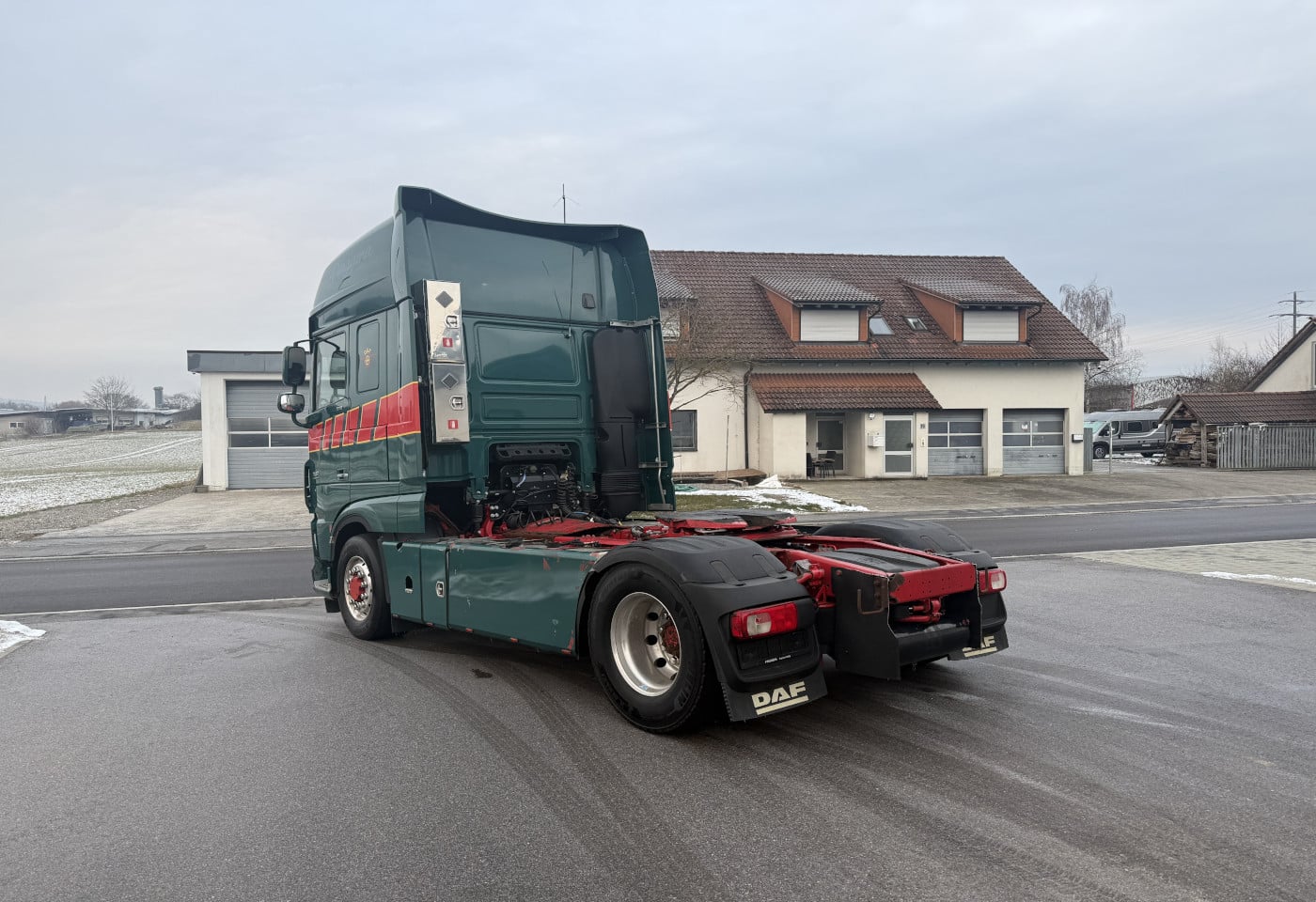 MOTO6625_2802811 vehicle image