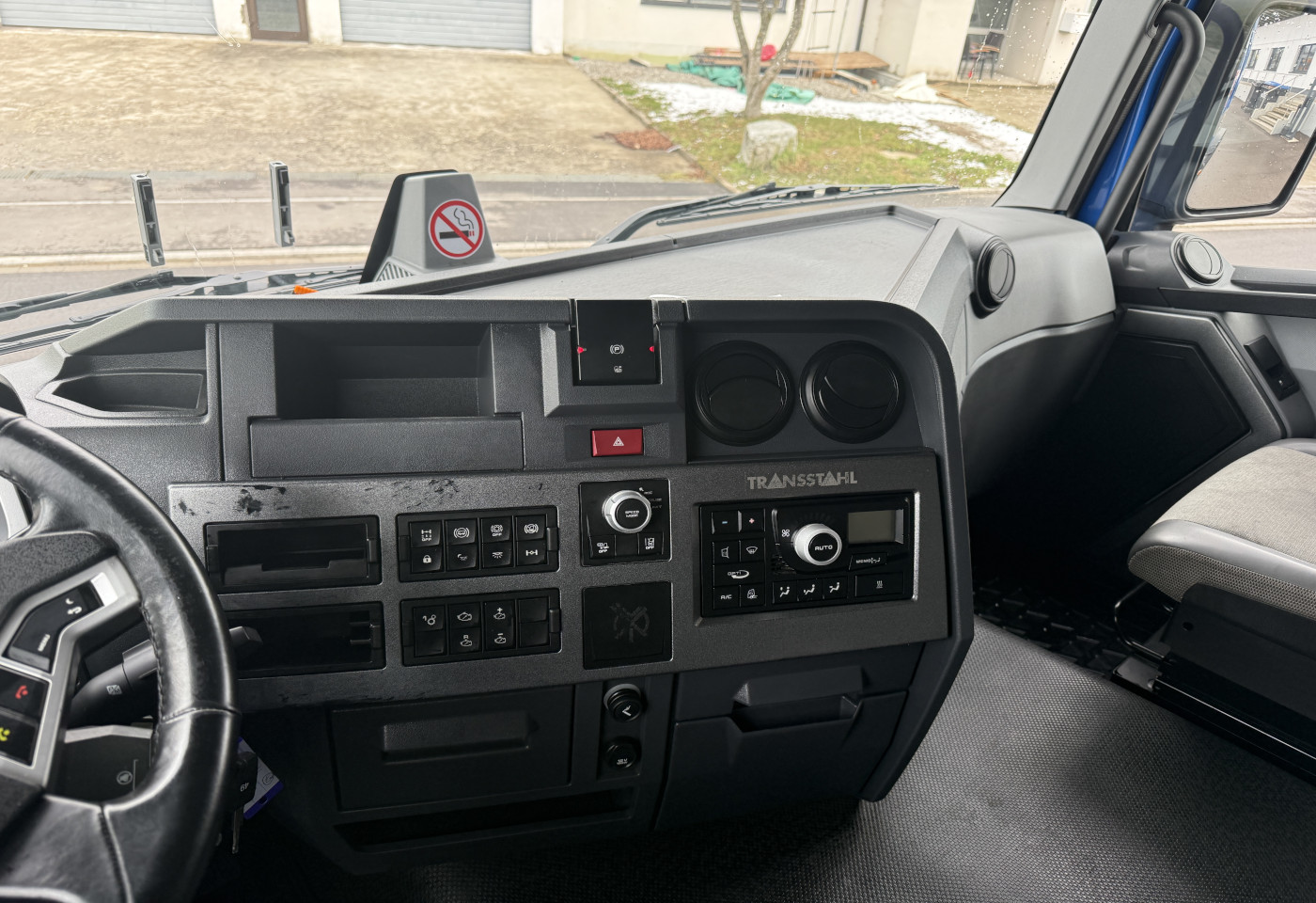 MOTO6625_2802967 vehicle image