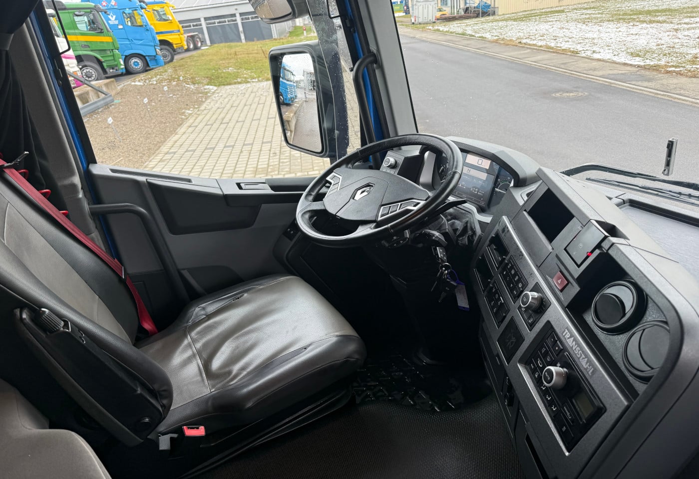 MOTO6625_2802967 vehicle image