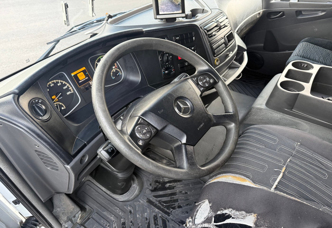 MOTO6625_2806824 vehicle image