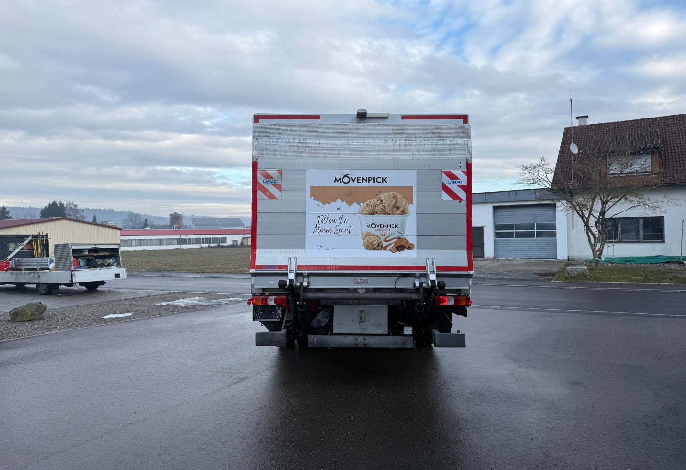 MOTO6625_2806824 vehicle image