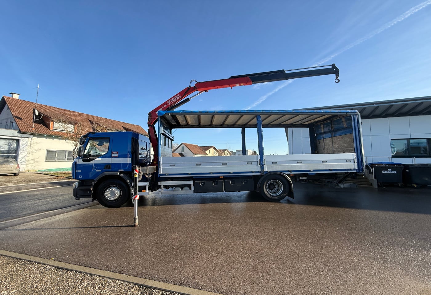 MOTO6625_2806267 vehicle image