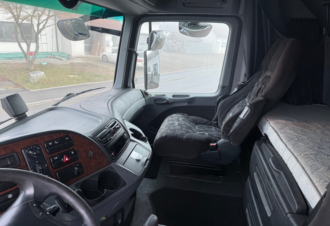 MOTO6625_2806828 vehicle image