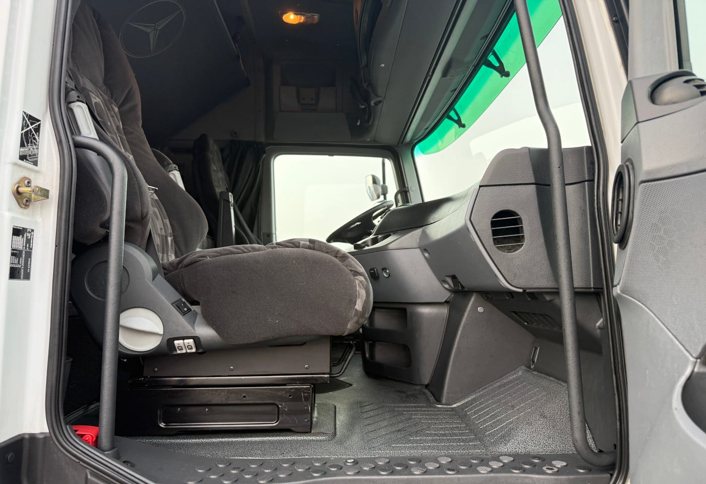 MOTO6625_2807138 vehicle image