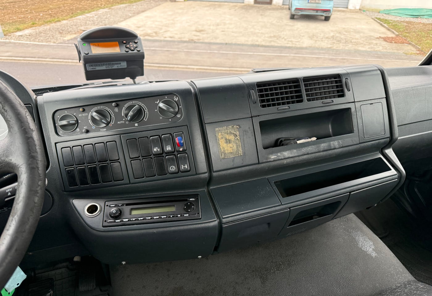 MOTO6625_2808710 vehicle image