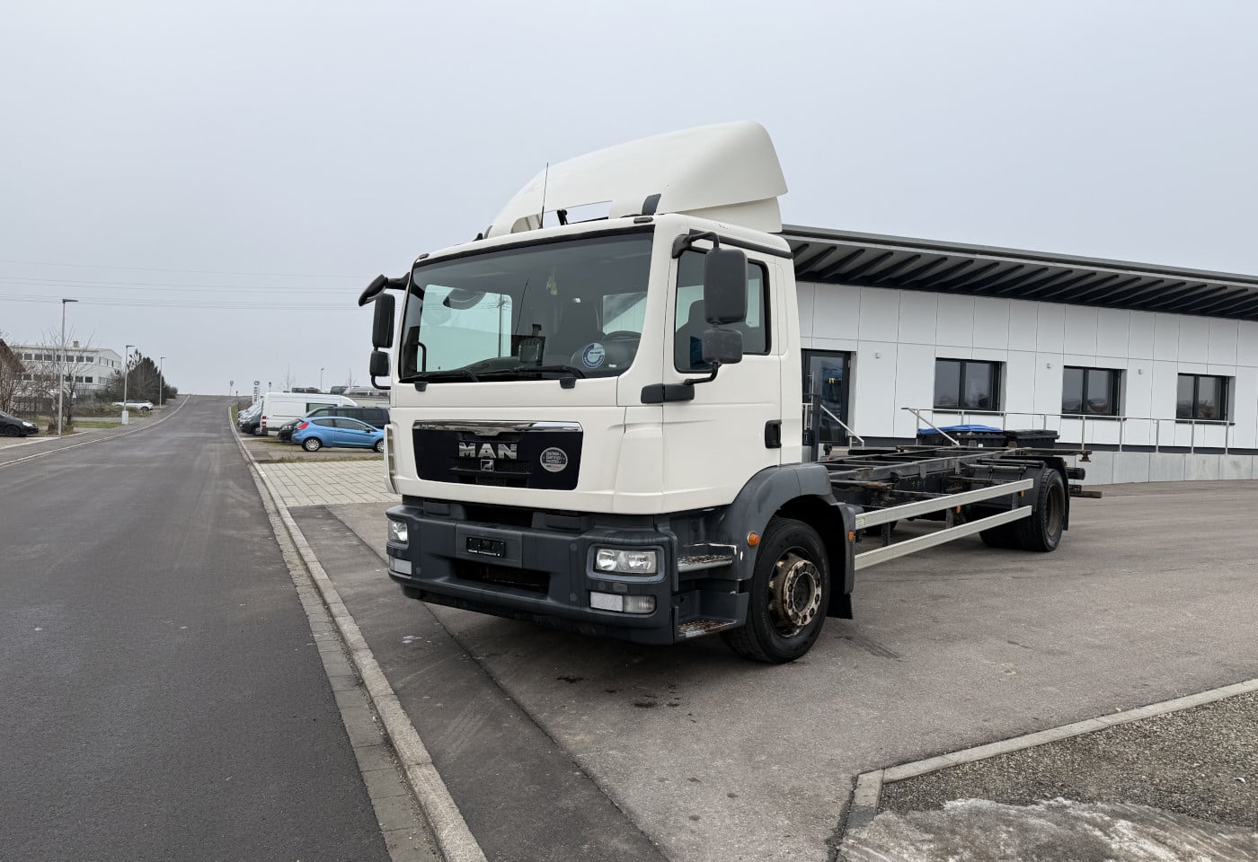 MOTO6625_2808710 vehicle image