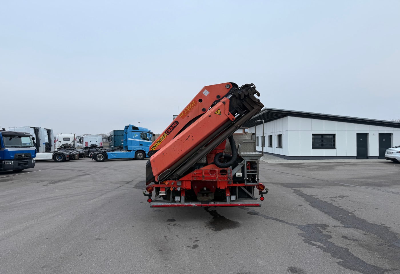 MOTO6625_2808712 vehicle image