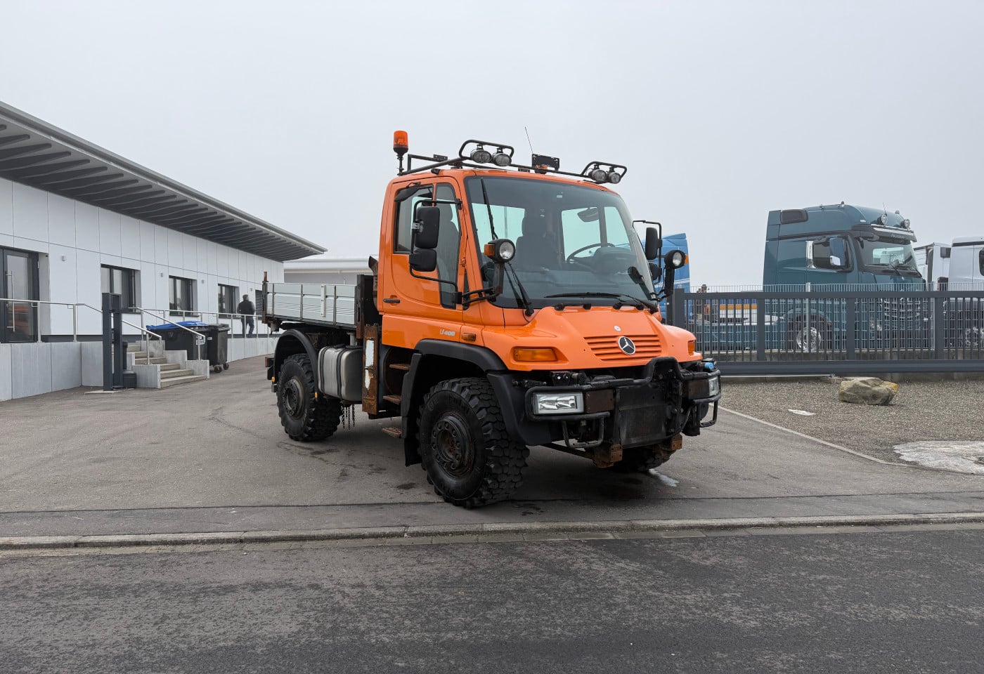 MOTO6625_2809815 vehicle image