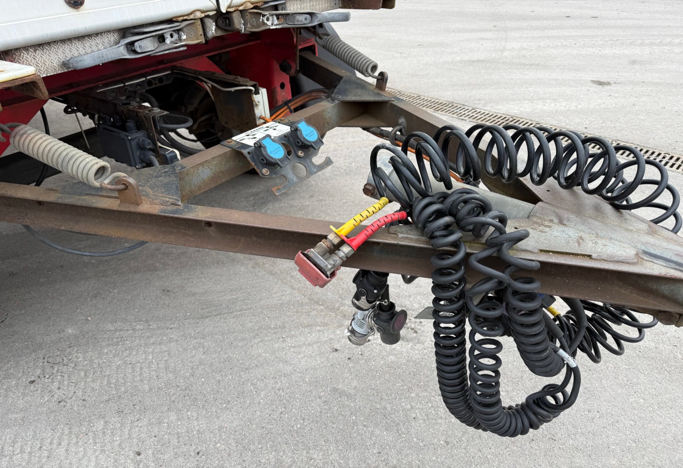 MOTO6625_2809974 vehicle image