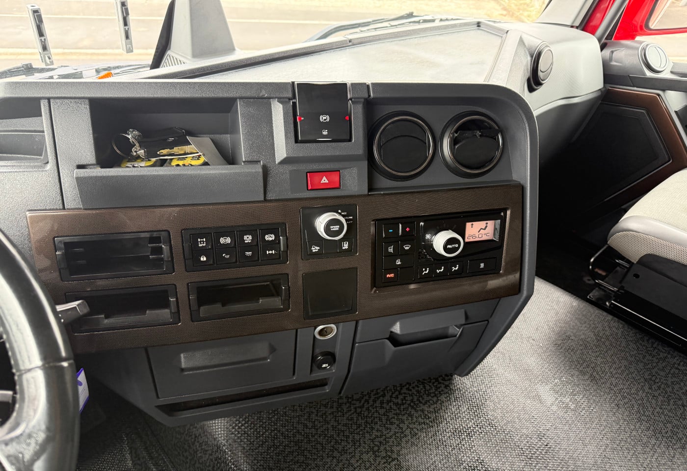 MOTO6625_2810776 vehicle image