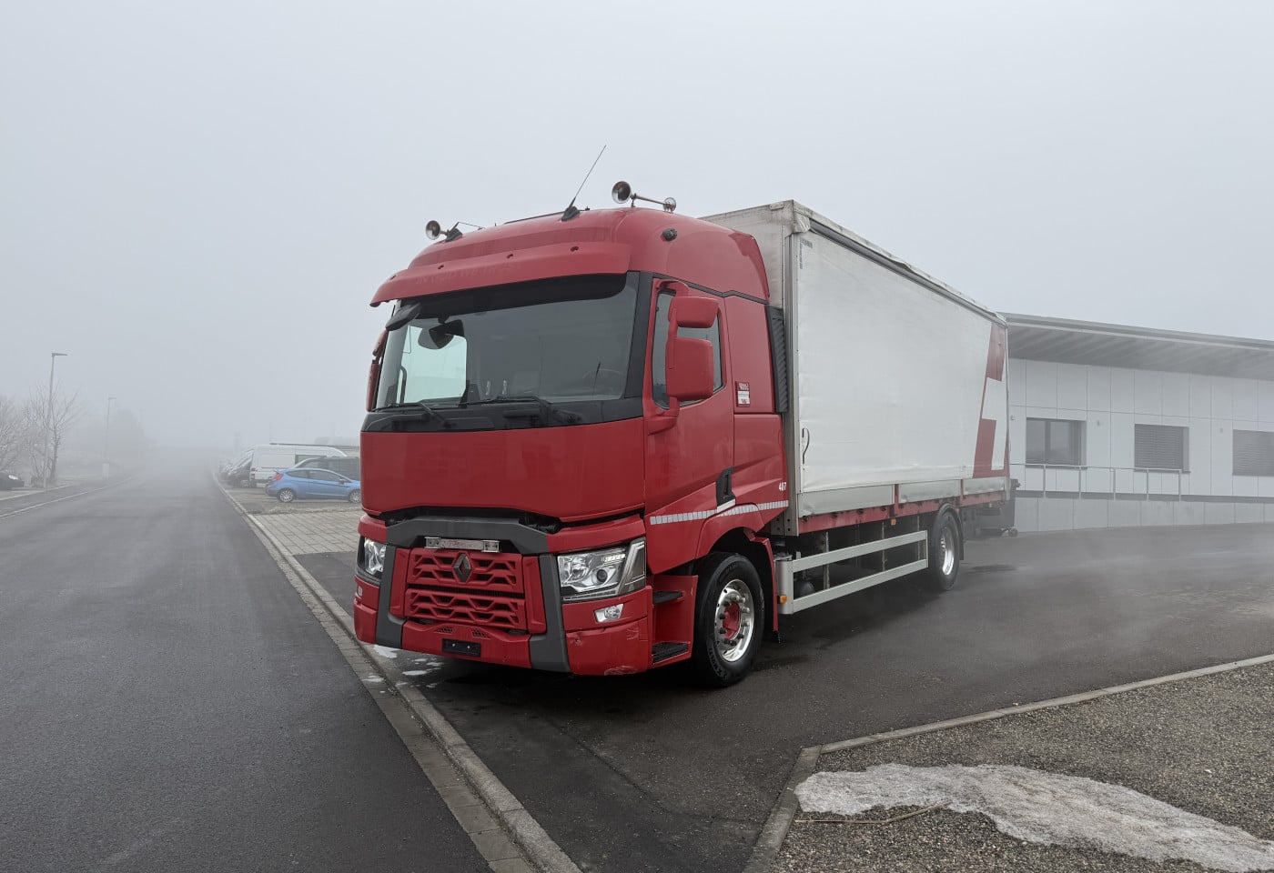 MOTO6625_2810776 vehicle image