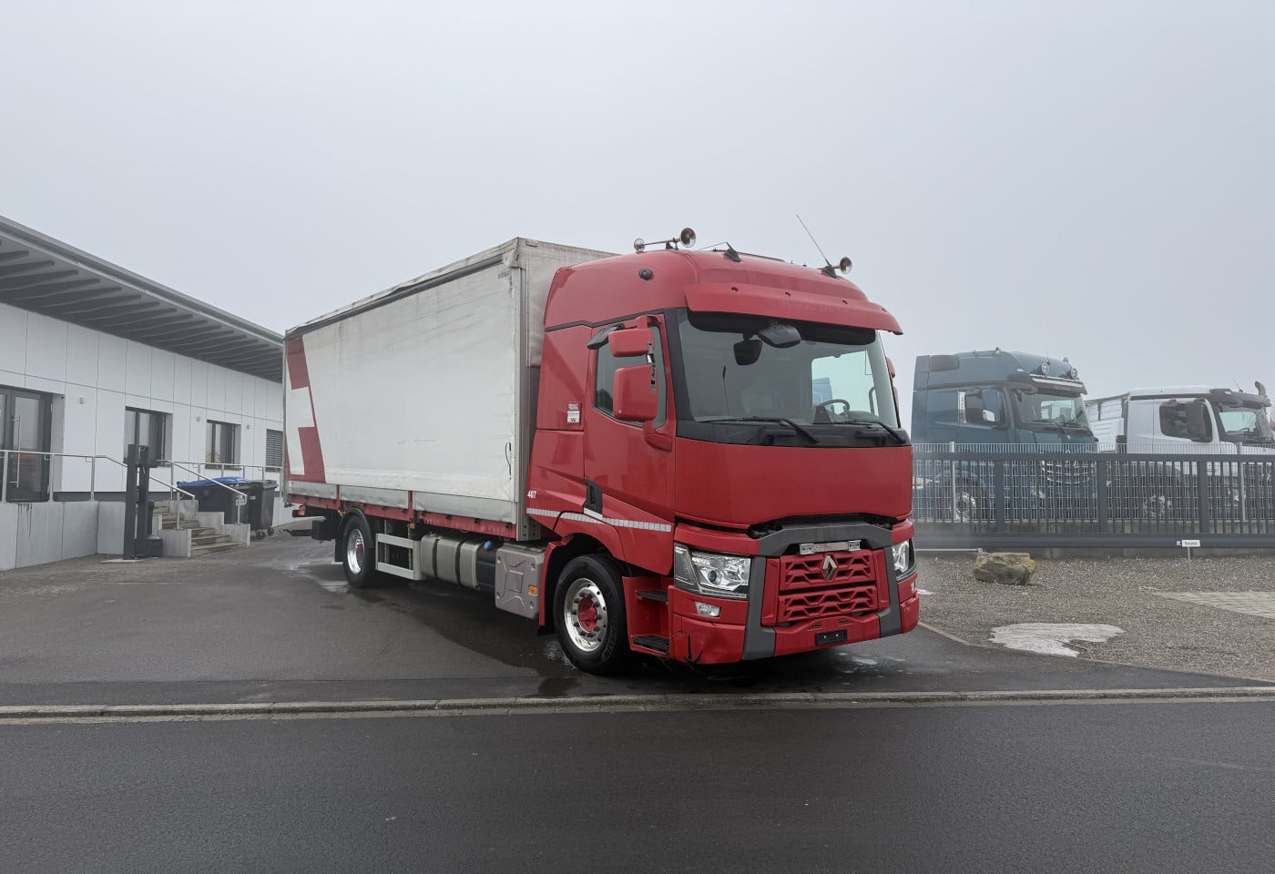 MOTO6625_2810776 vehicle image