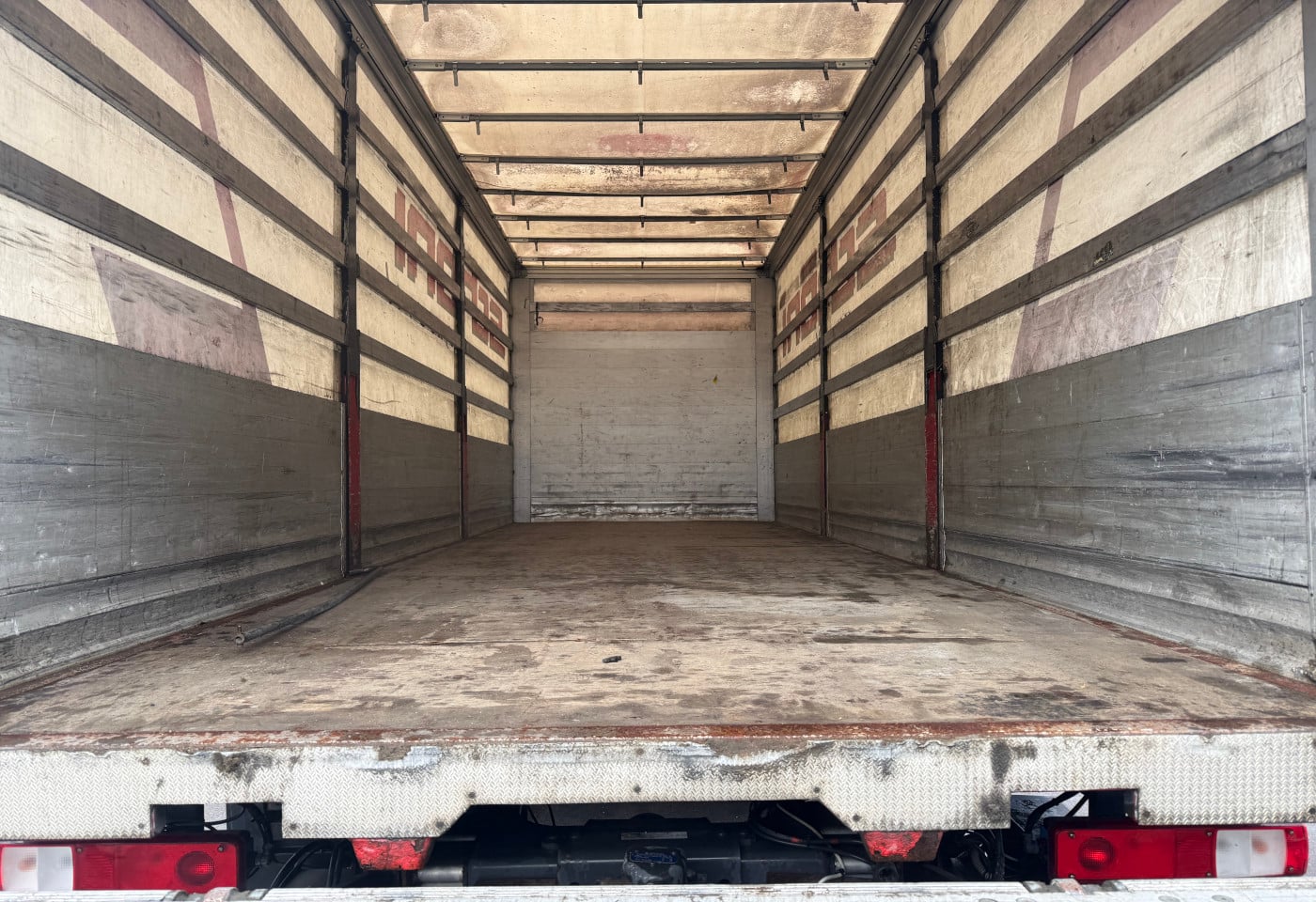 MOTO6625_2810776 vehicle image