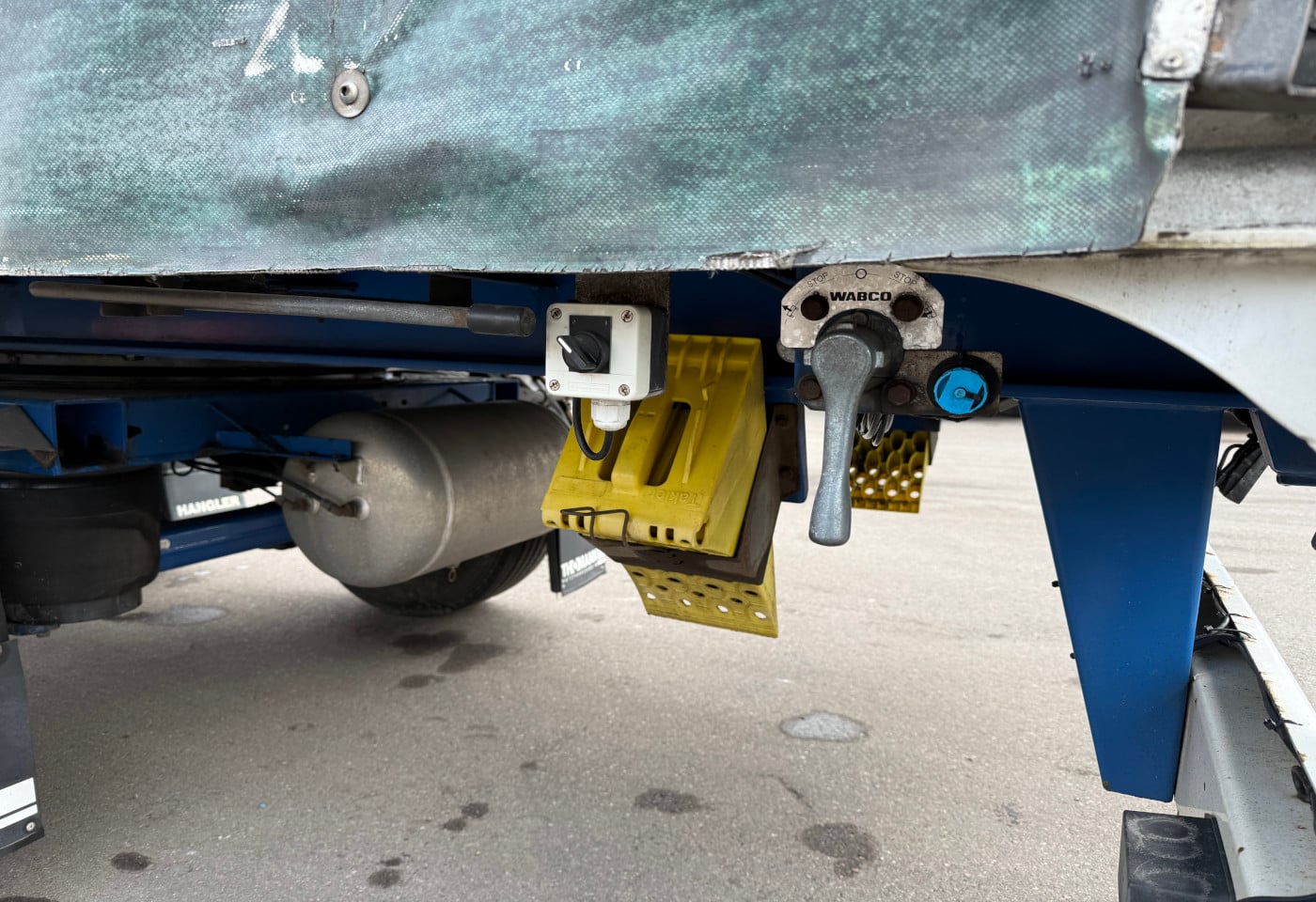 MOTO6625_2815824 vehicle image