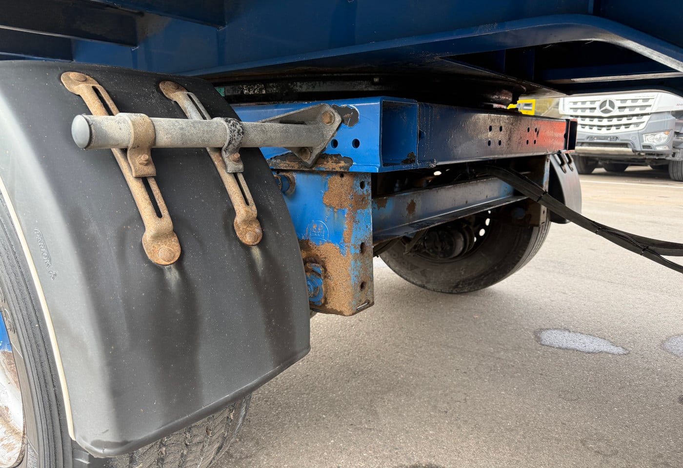 MOTO6625_2815824 vehicle image