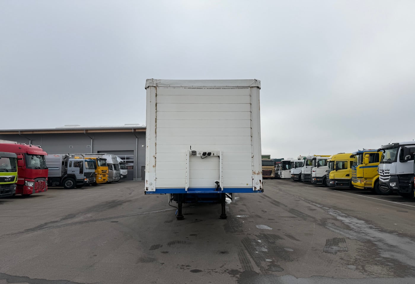 MOTO6625_2815570 vehicle image