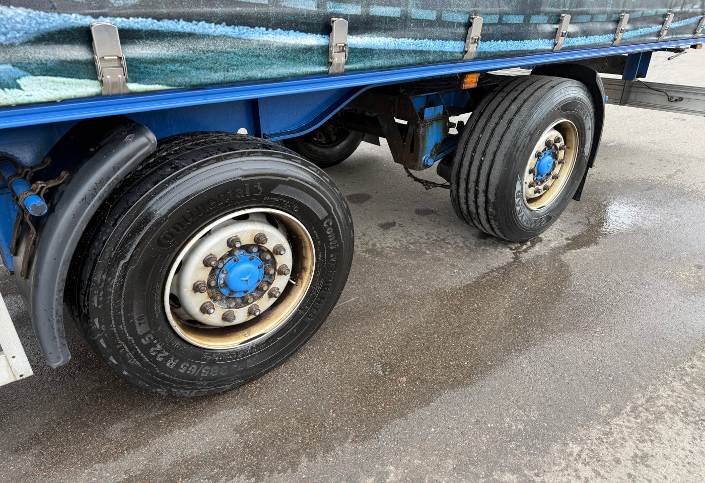 MOTO6625_2815570 vehicle image