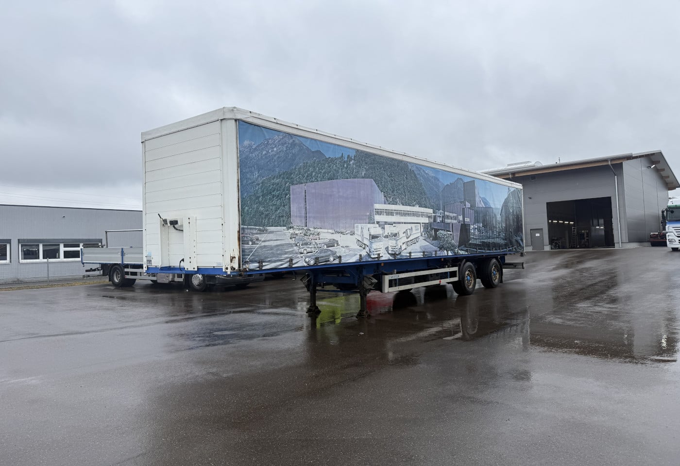 MOTO6625_2816484 vehicle image