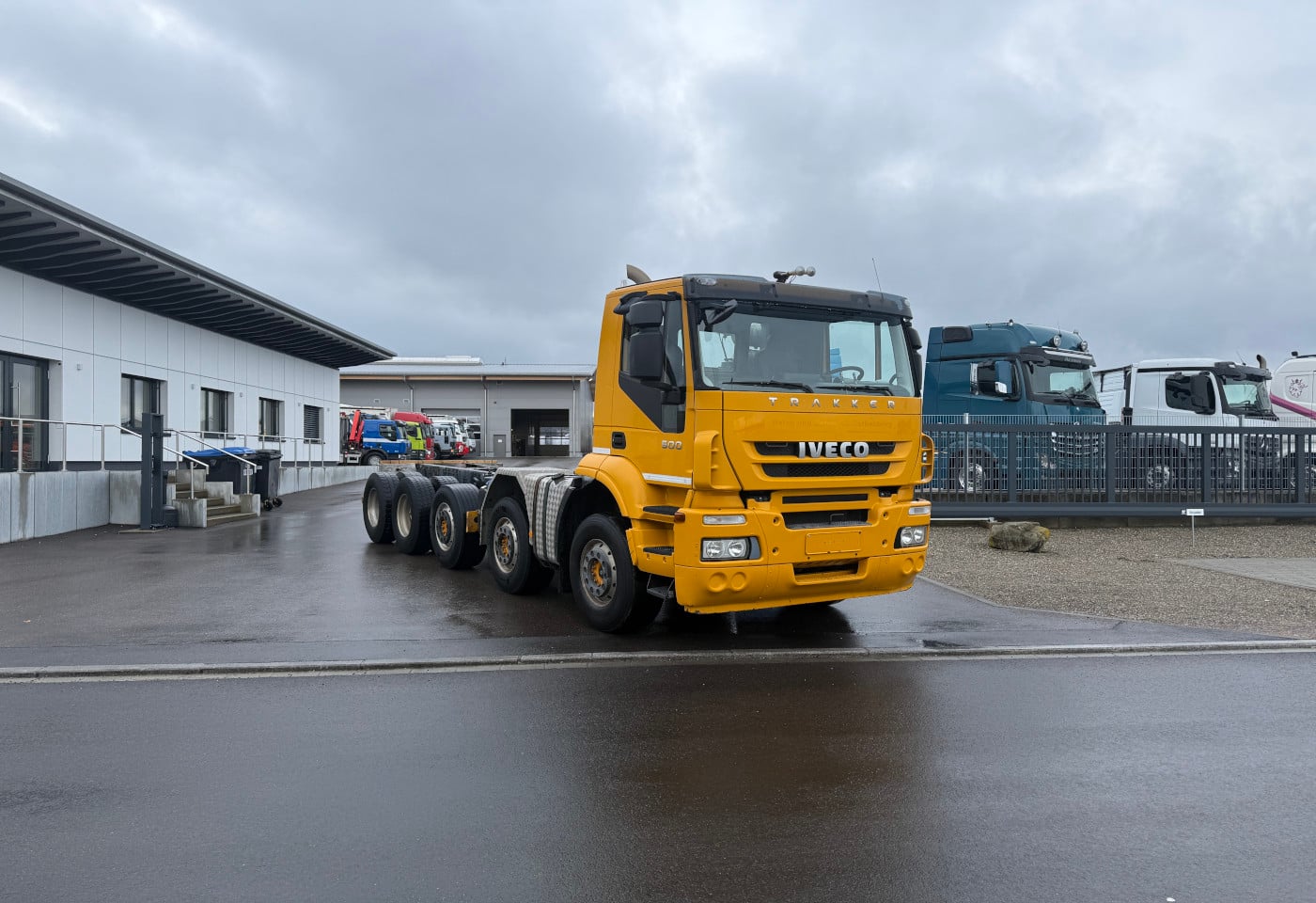 MOTO6625_2816543 vehicle image