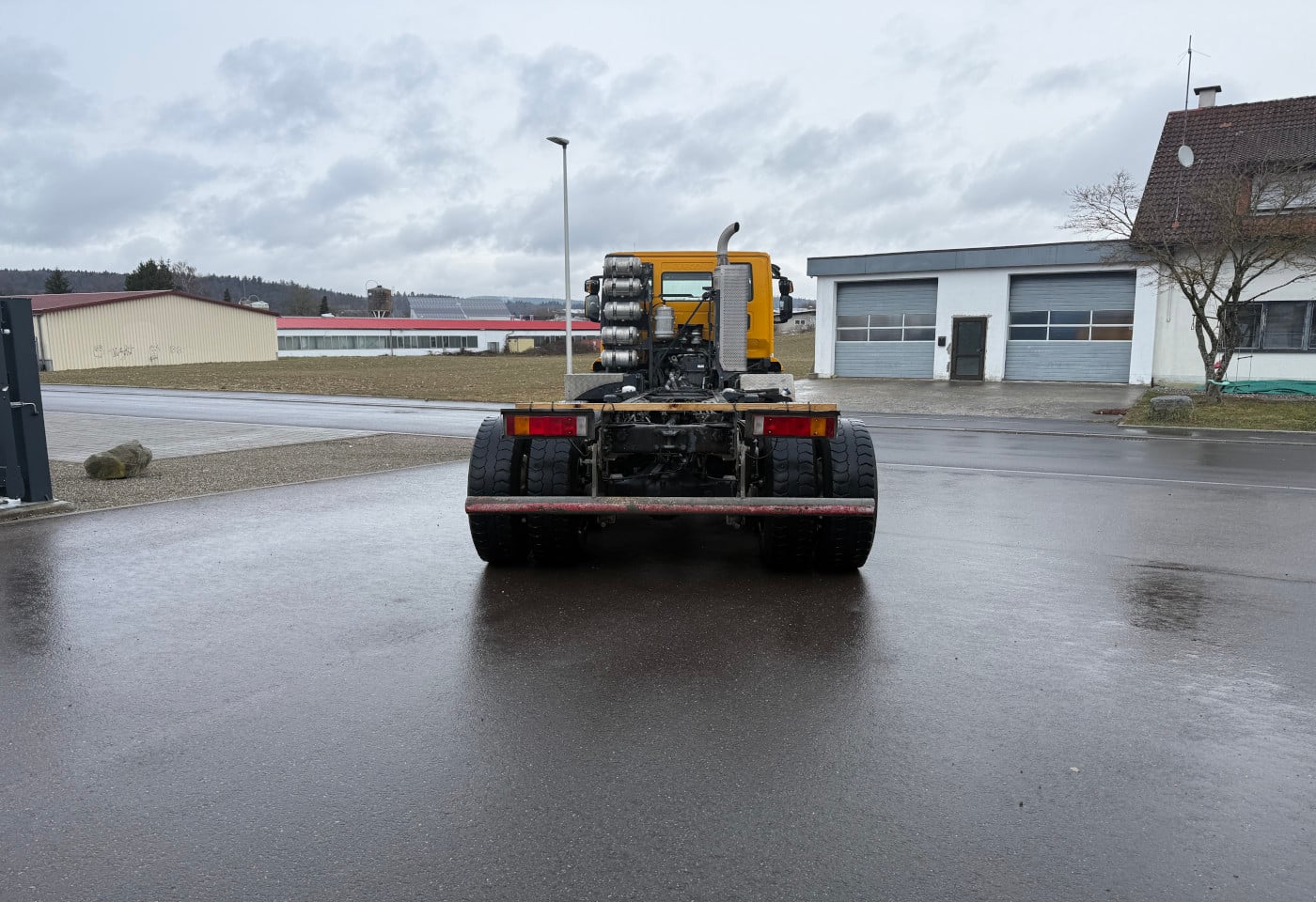 MOTO6625_2816543 vehicle image