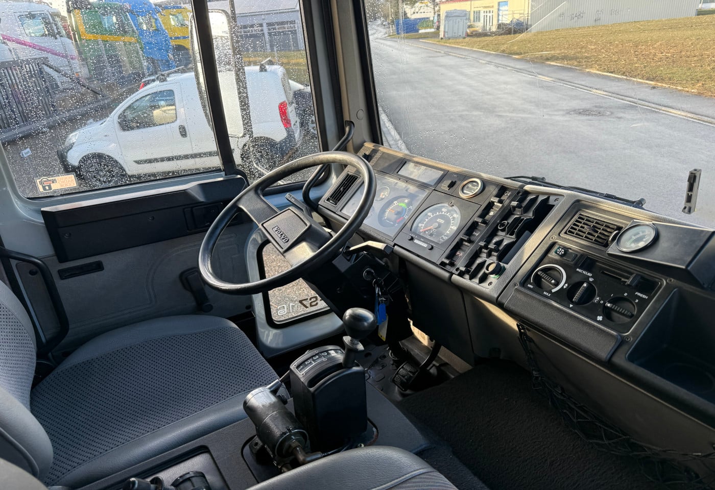 MOTO6625_2820205 vehicle image