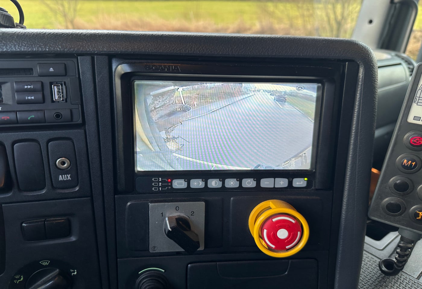 MOTO6625_2828789 vehicle image