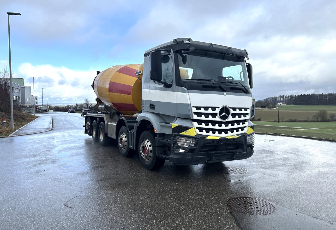 MOTO6625_2829103 vehicle image