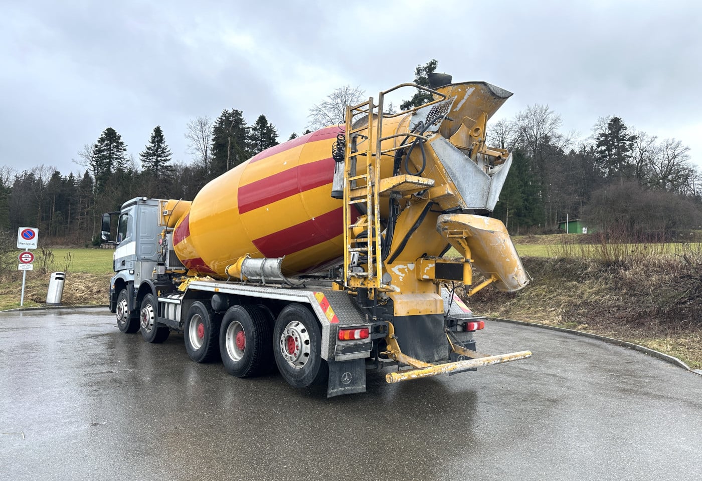 MOTO6625_2829103 vehicle image