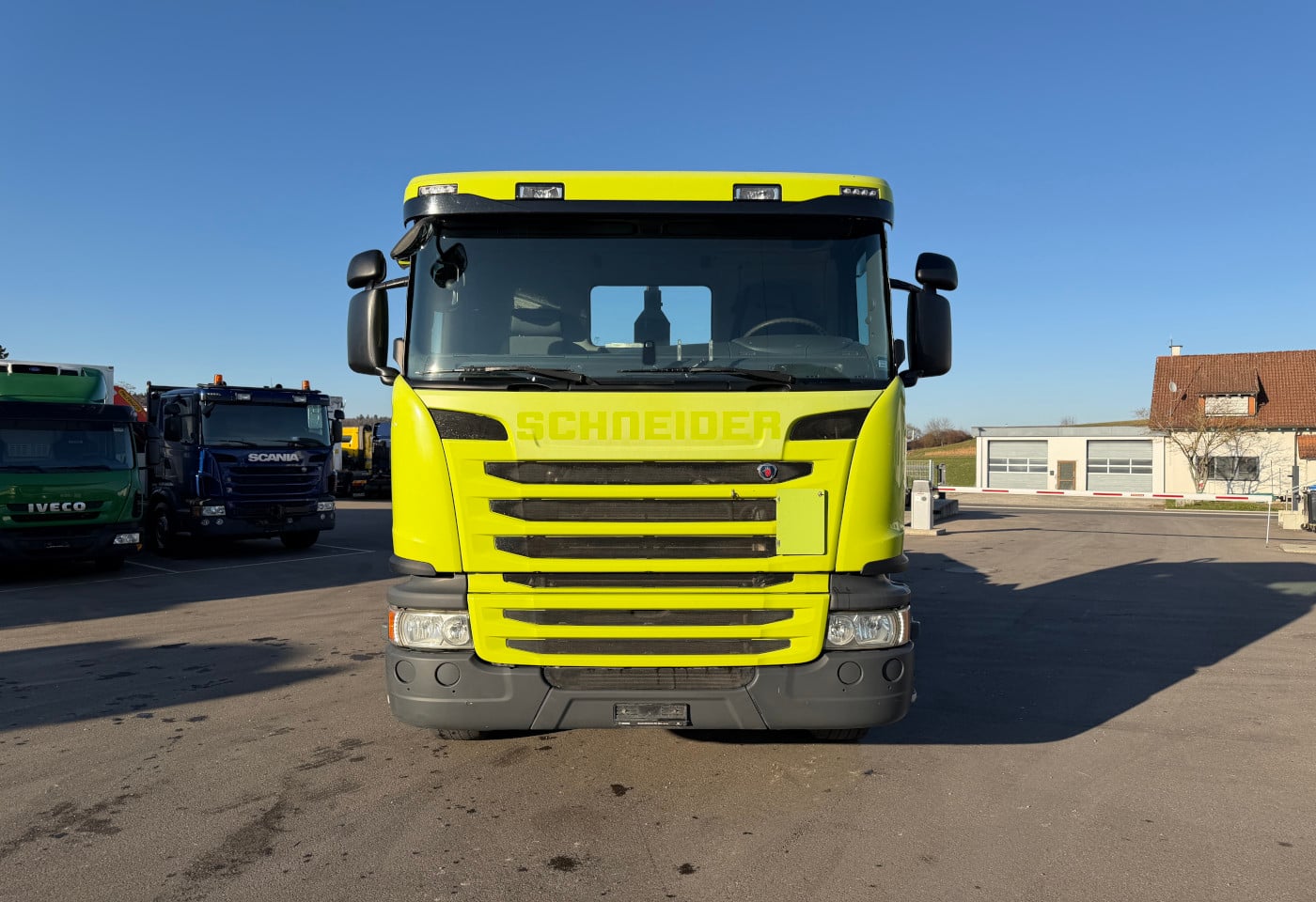 MOTO6625_2836223 vehicle image