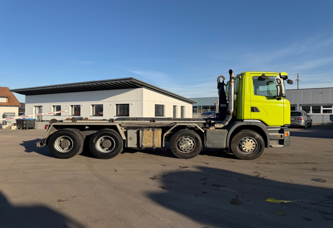 MOTO6625_2836223 vehicle image