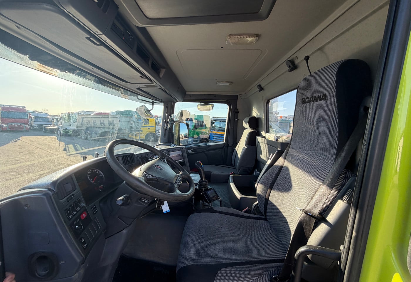 MOTO6625_2836223 vehicle image