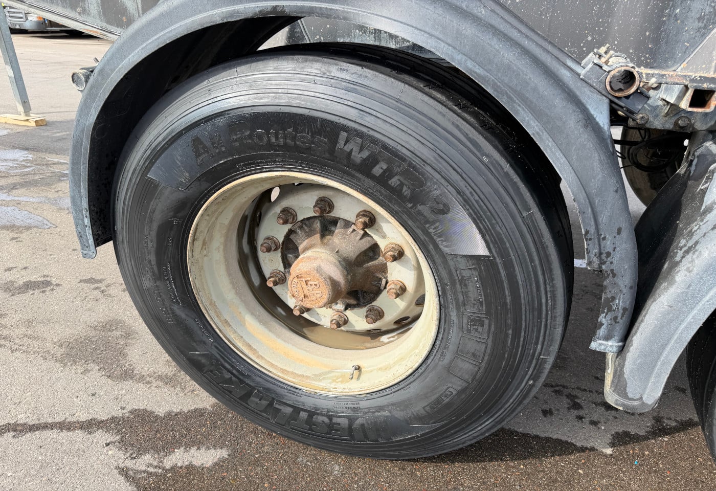 MOTO6625_2838392 vehicle image