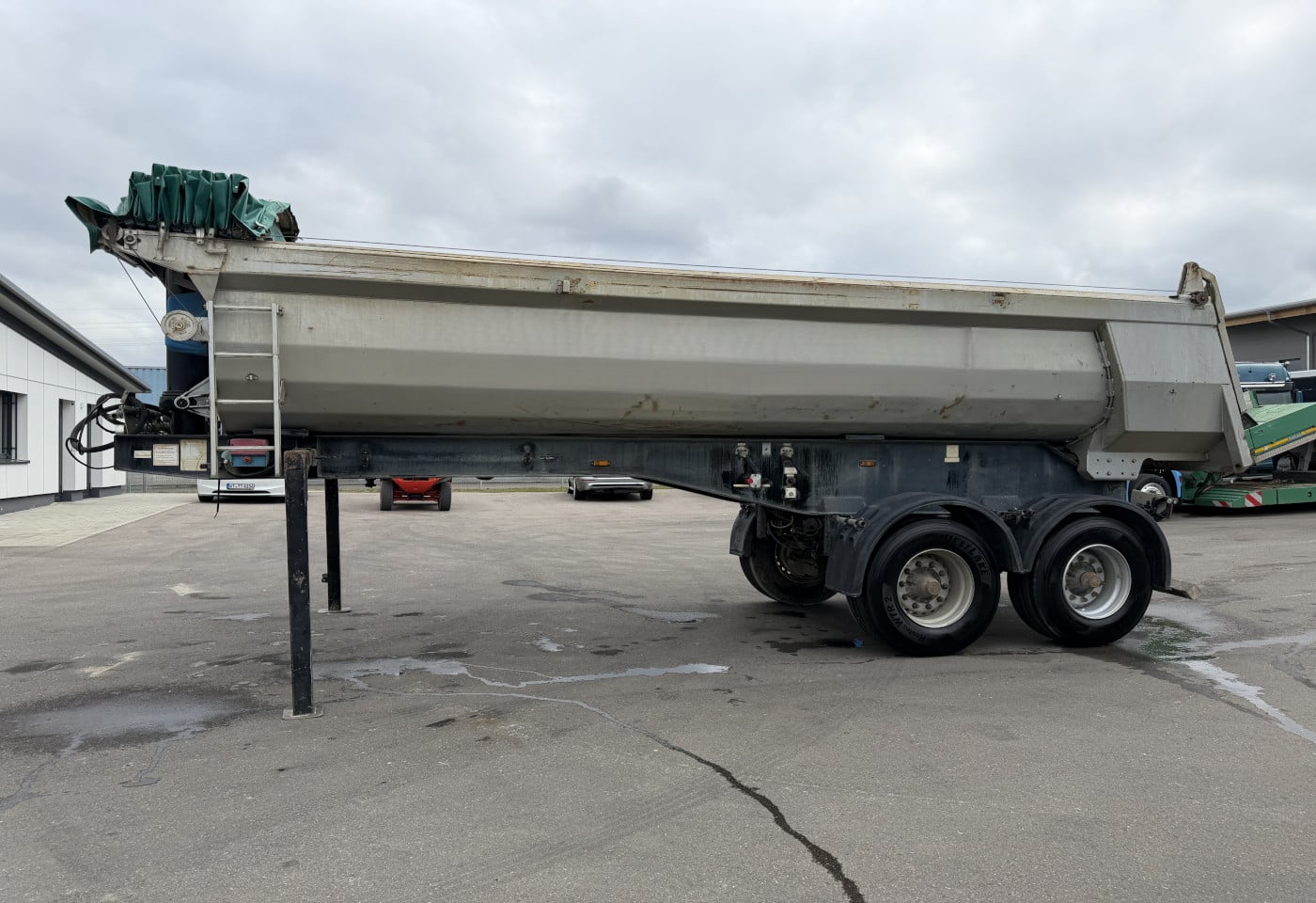 MOTO6625_2839254 vehicle image