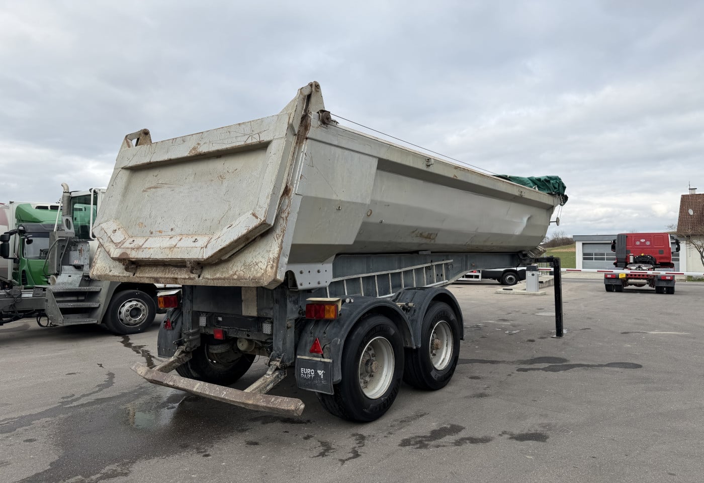 MOTO6625_2839254 vehicle image