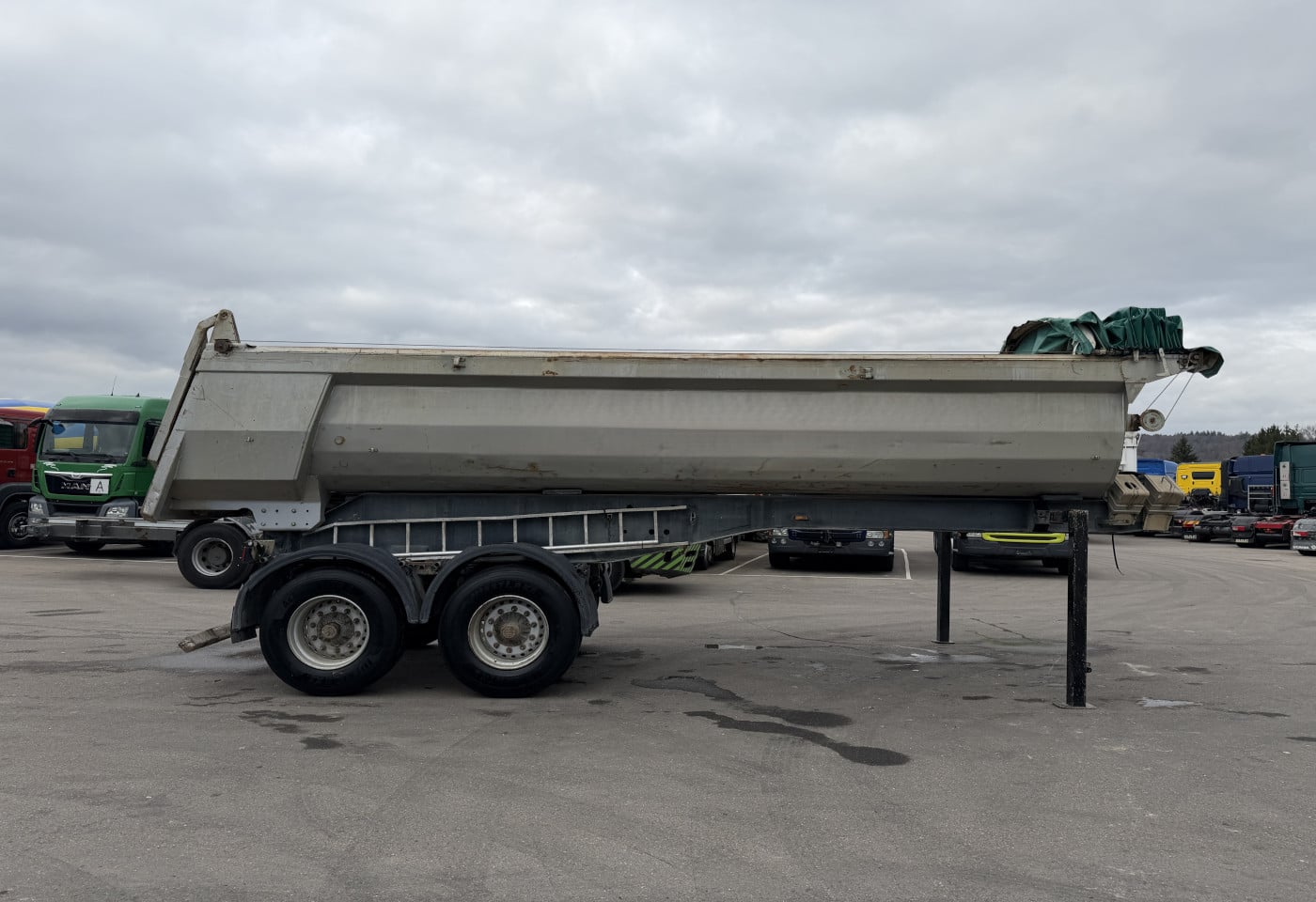 MOTO6625_2839254 vehicle image