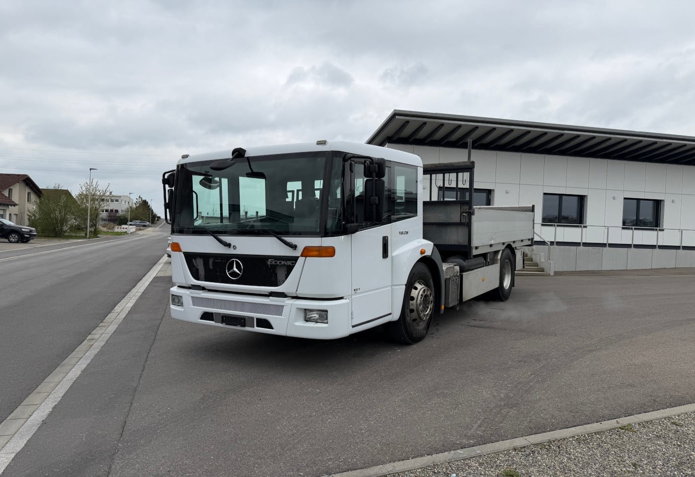 MOTO6625_2885236 vehicle image