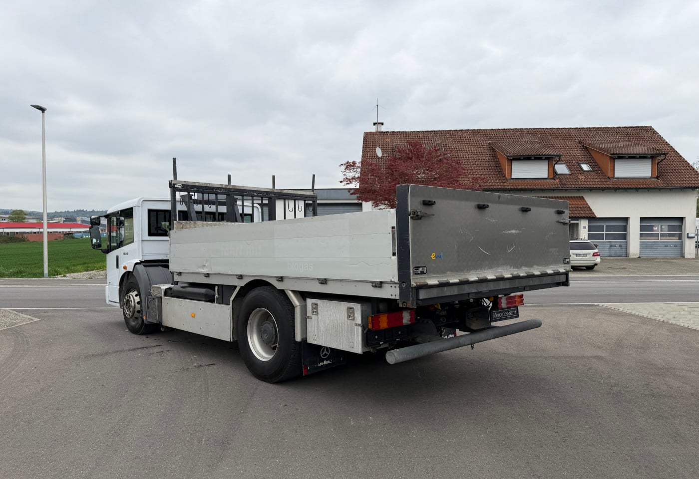 MOTO6625_2885236 vehicle image