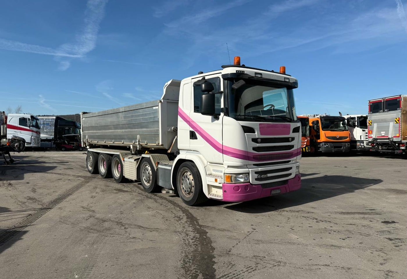 MOTO6625_2835375 vehicle image