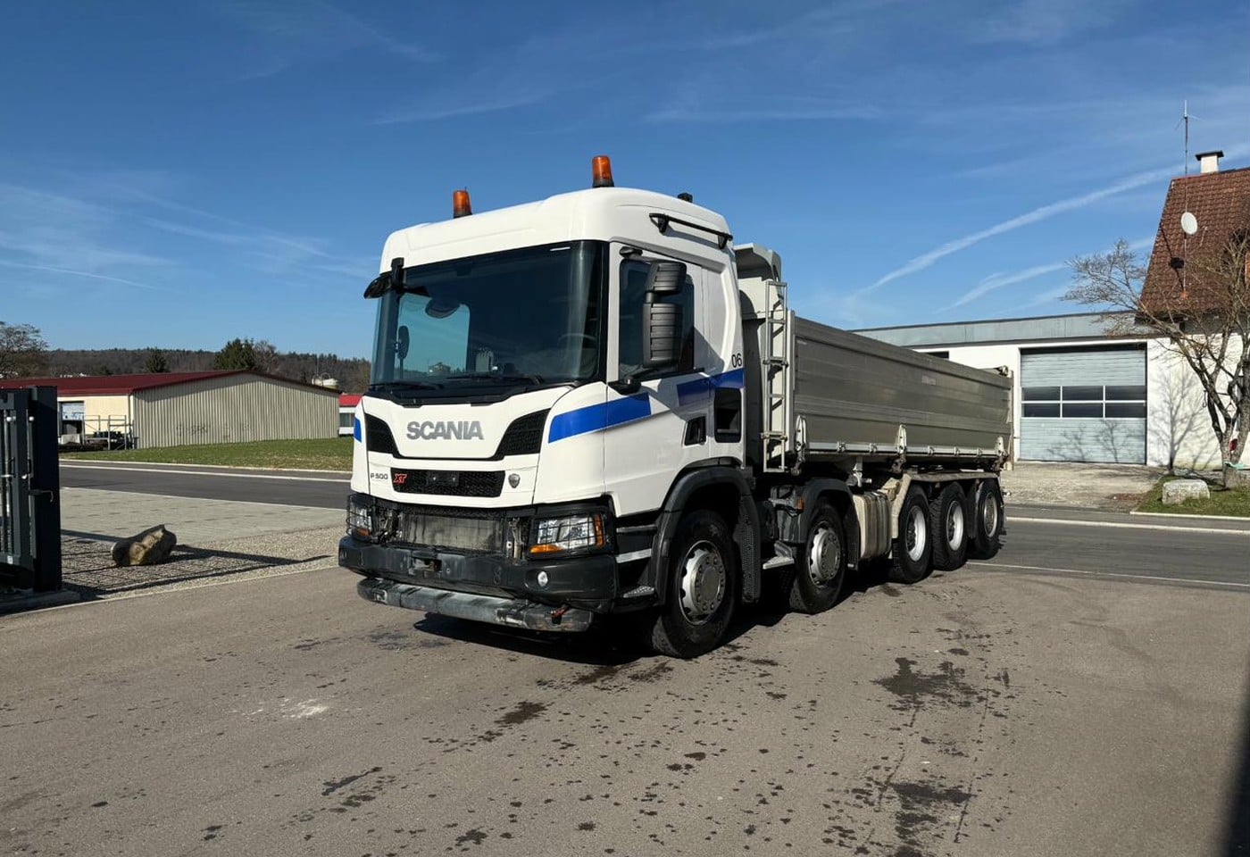 MOTO6625_2863583 vehicle image