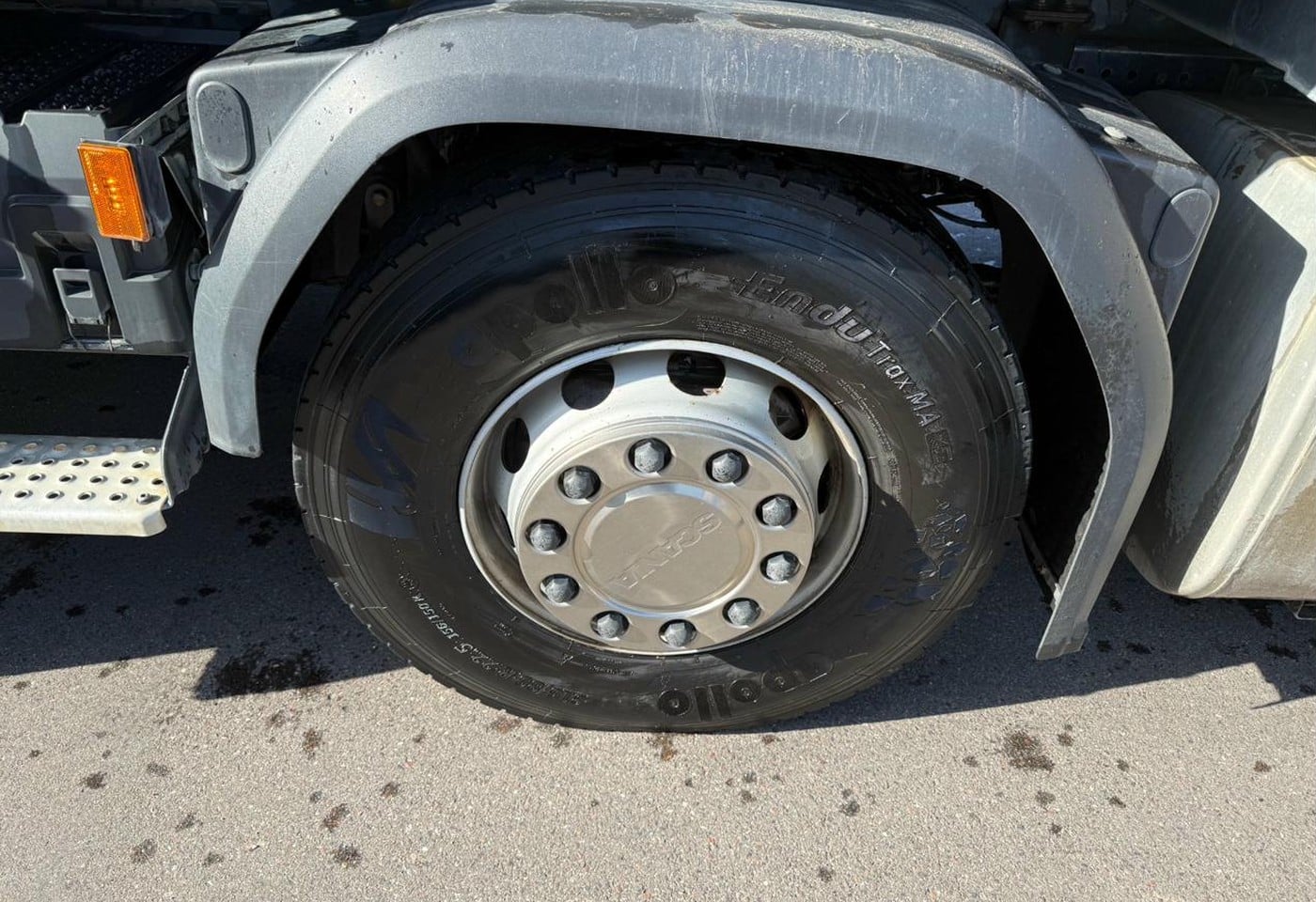 MOTO6625_2863583 vehicle image