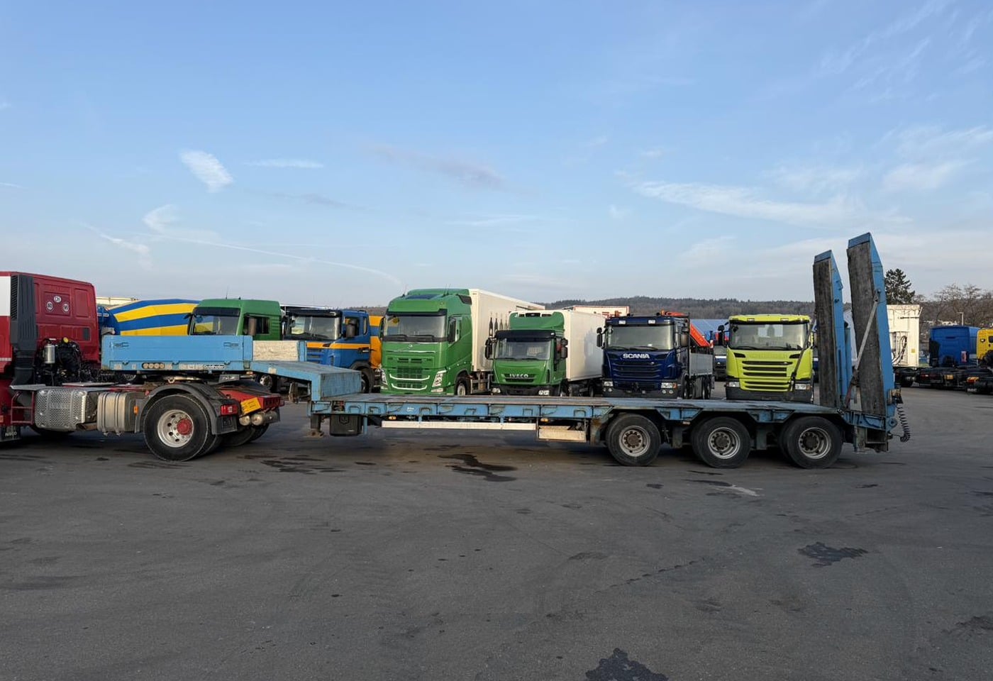 MOTO6625_2836850 vehicle image