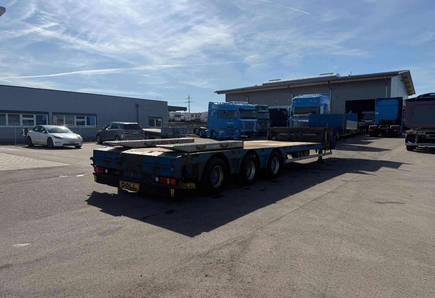 MOTO6625_2835308 vehicle image