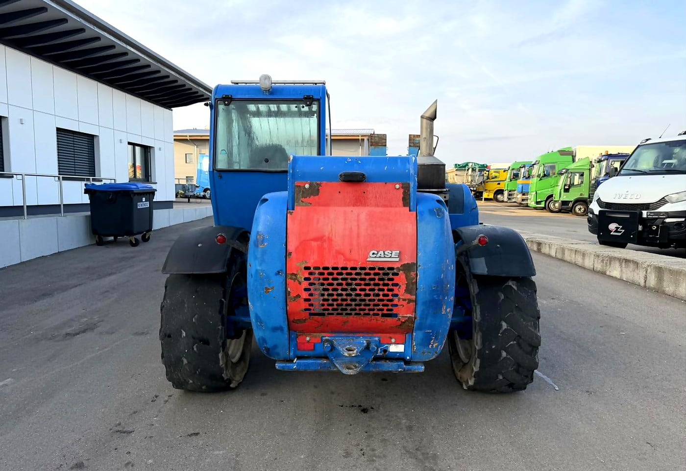 MOTO6625_2836848 vehicle image