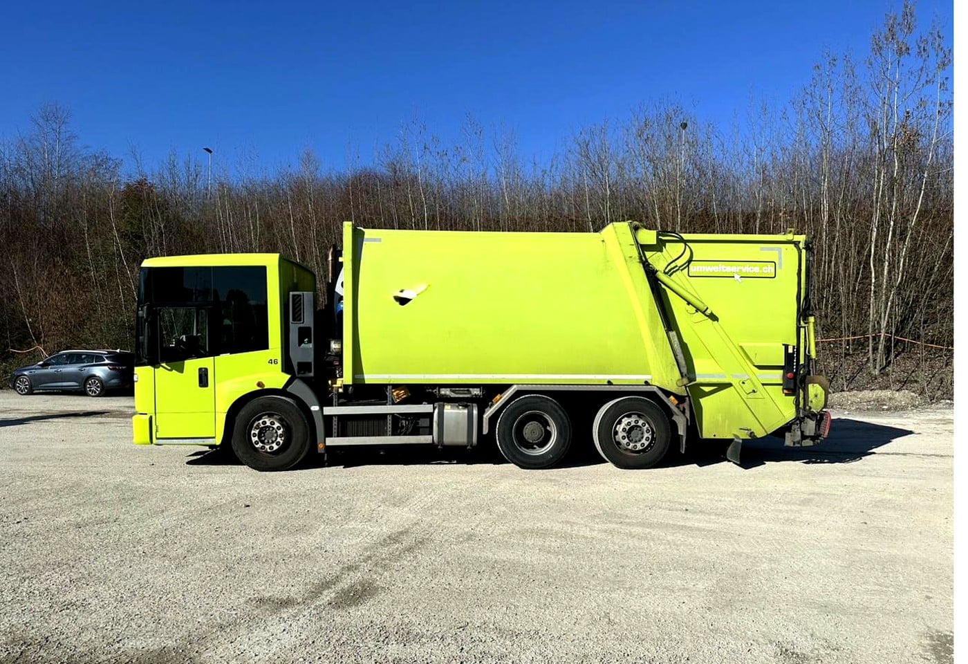 MOTO6625_2836768 vehicle image