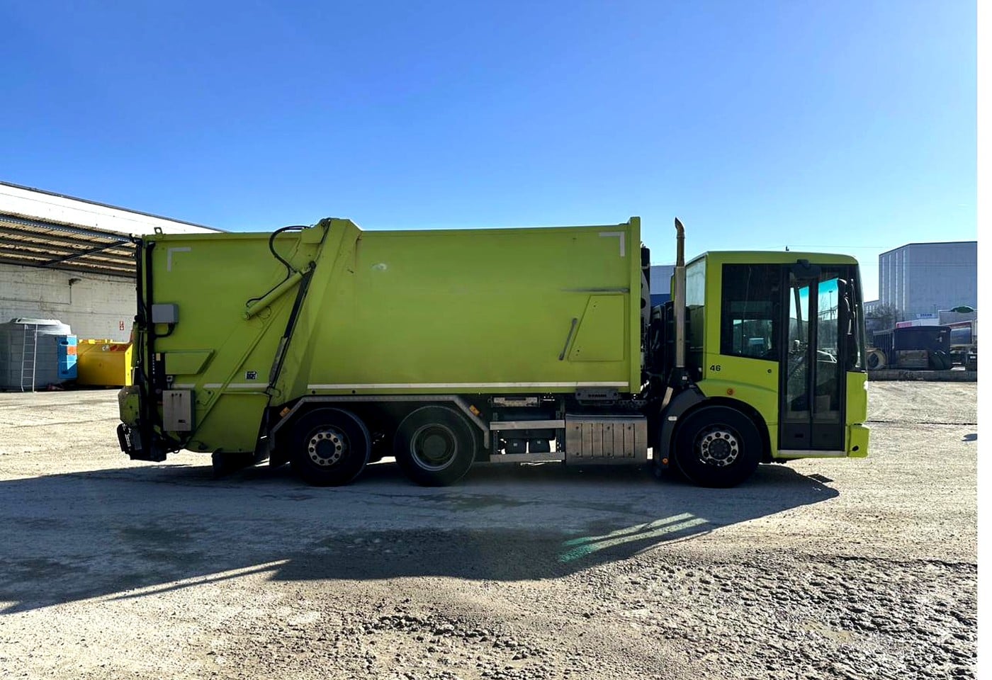 MOTO6625_2836768 vehicle image