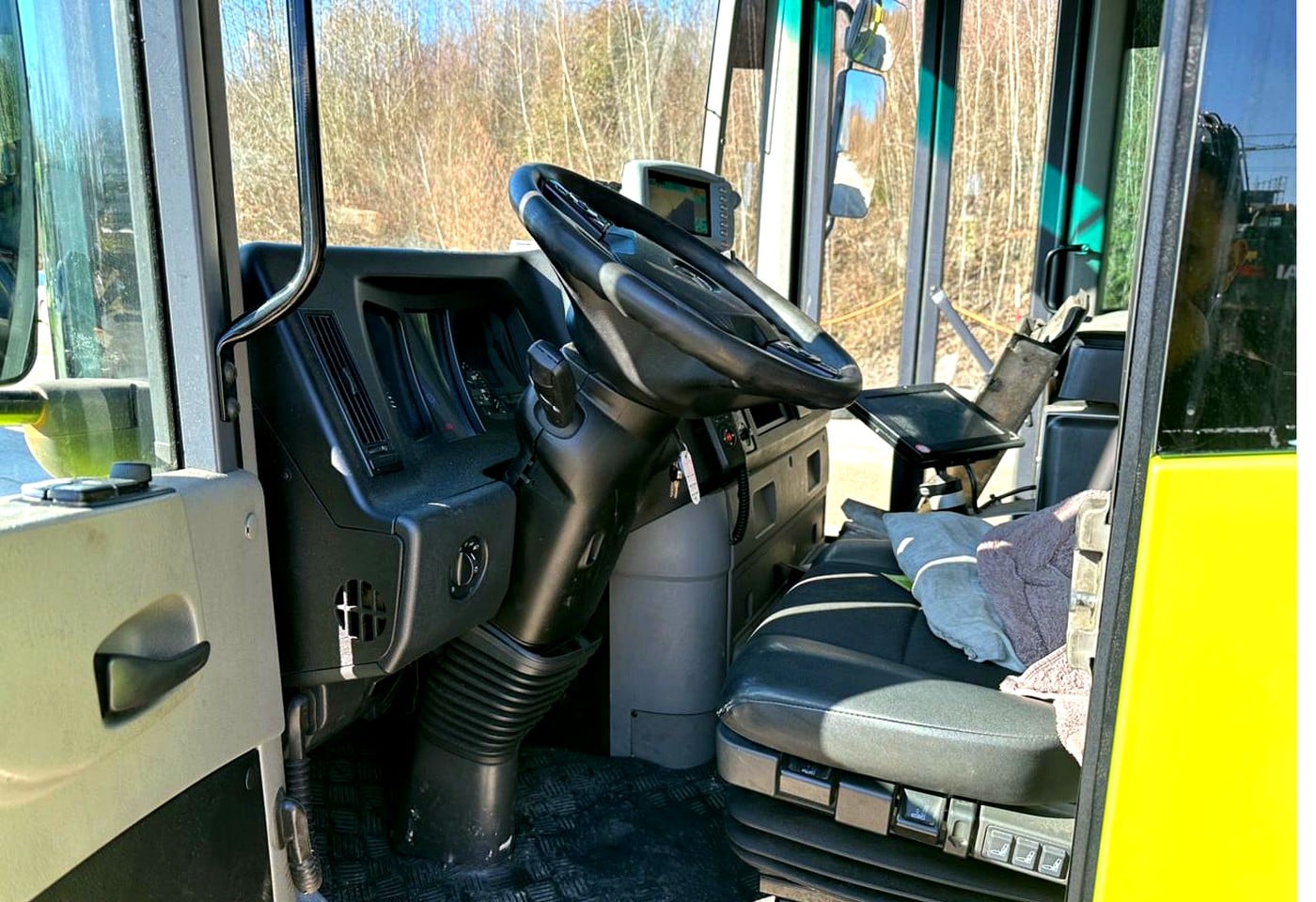 MOTO6625_2836768 vehicle image