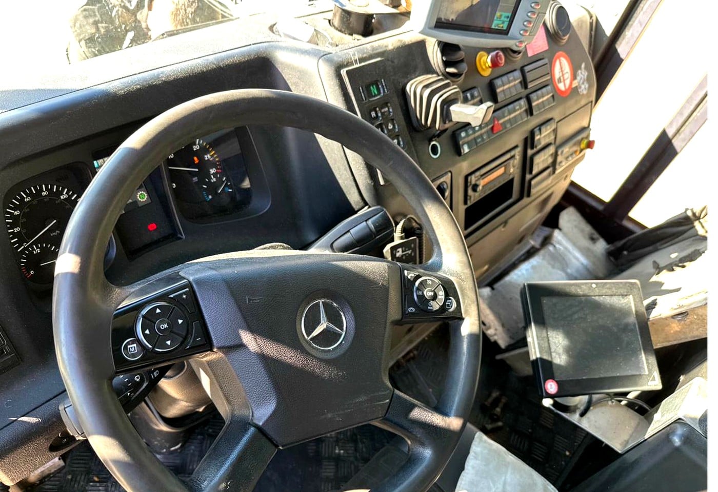 MOTO6625_2836768 vehicle image