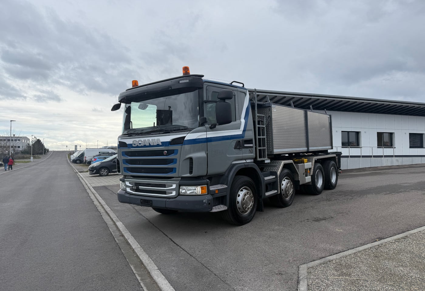 MOTO6625_2820206 vehicle image