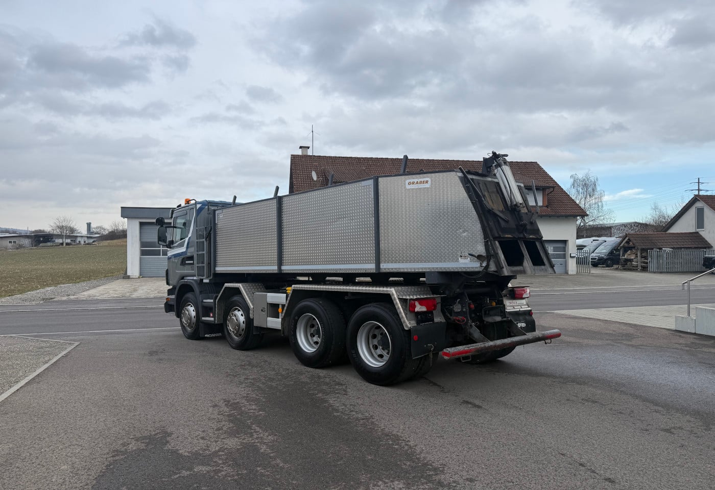 MOTO6625_2820206 vehicle image